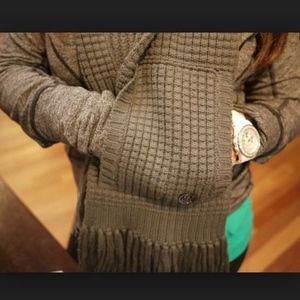 Lululemon Super Chunky Pocket Scarf NWT